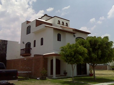 Casa en Venta en San Antonio de Ayala Irapuato, Guanajuato