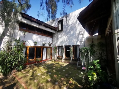 Casas en venta - 366m2 - 3 recámaras - San Pedro Mártir,Tlalpan,DF - $4,900,000