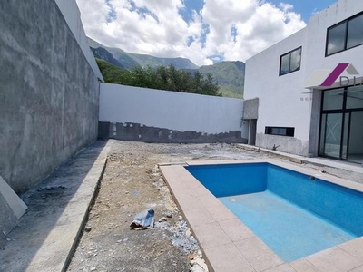 Col. Sierra Alta -CARRETERA NACIONAL- Casa en Venta Monterrey Zona Sur