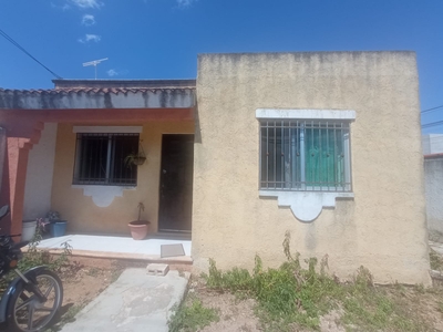 Doomos. CASA EN VENTA EN MÉRIDA EN ESQ., 2 REC., UBICADA EN TERRANOVA (FCO. DE MONTEJO)