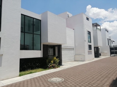 Casa en condominio en venta Cerrada Camino Real 18, San Antonio Buenavista, Estado De México, México