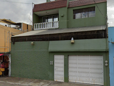 Casa en venta Av Dos Arbolitos 147, Mz 011, Benito Juárez, Nezahualcóyotl, Estado De México, México