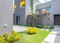 Casa Nueva en Fraccionamiento Residencial Atasacadero amplia con jardin