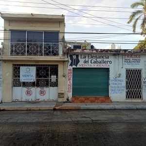 CASA CON LOCAL EN VENTA EN CD DEL CARMEN