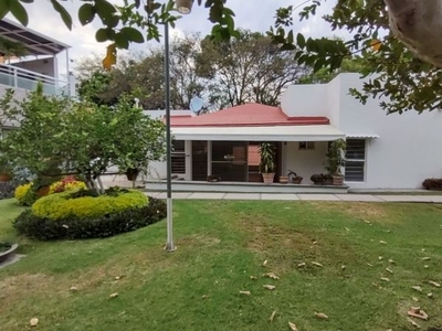 Casa en Condominio con Alberca, EN UN NIVEL Pedregal de las Fuentes, Jiutepec