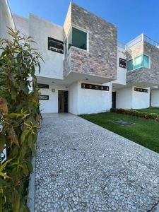 CASA EN CUAUTLA (RESIDENCIAL TULIPANES)