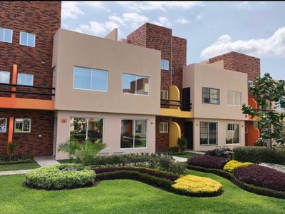 Casa en venta en Emiliano Zapata, Morelos con alberca