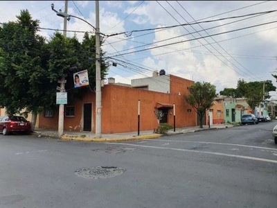 Casa en esquina en Venta Col. Aldana Azcapatzalco