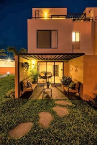 CASA EN VENTA A 15 MIN DE CUERNAVACA CN AREAS VERDES, ALBERCA, PALAPA Y GIMNASIO