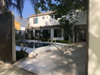 CASA EN VENTA COLINAS DEL VERGEL ALLENDE NL