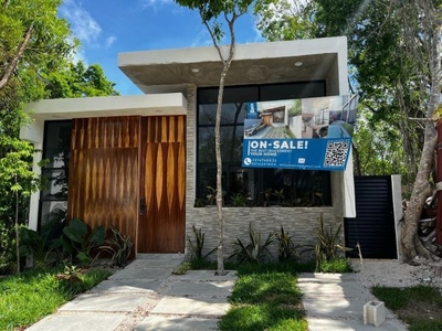 Casa en venta en Puerto morelos Cancun 3 recamaras y piscina a 3 minutos del mar