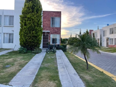 CASA EN VENTA EN VALLE DE LAS FLORES, GUADALAJARA