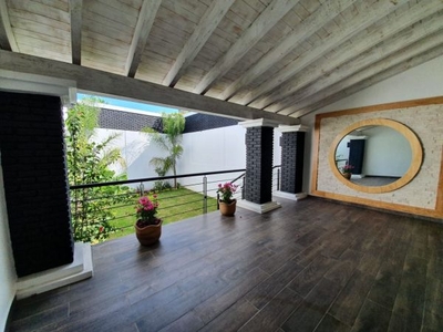 Casa LINDO RINCÓN en TONATICO amueblada, equipada con bonita vista cerca centro