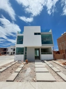 CASAS EN EL SUR DE PACHUCA, 3NIV. AMPLIOS ESPACIOS SALIDA A MEXICO 3 PROTOTIPOS!