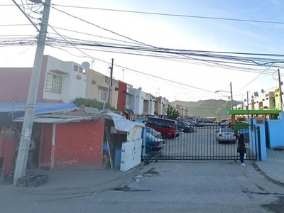 Casas en venta - 110m2 - 3 recámaras - Tijuana - $446,000