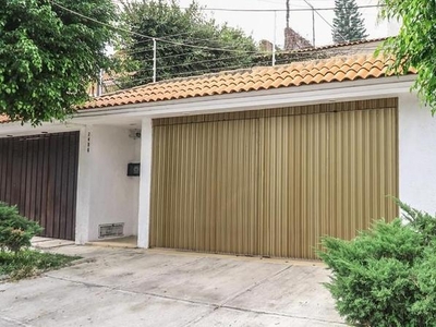 Casas en venta - 182m2 - 2 recámaras - Guadalajara - $4,490,000