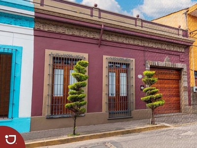 Casas en venta - 242m2 - 2 recámaras - Coatepec - $4,400,000