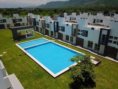 Casas en venta nuevas en condominio con alberca, en Emiliano Zapata, Morelos.