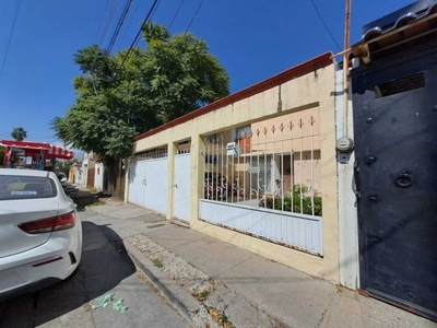 En Venta casa en colonia “La pradera” en Irapuato.