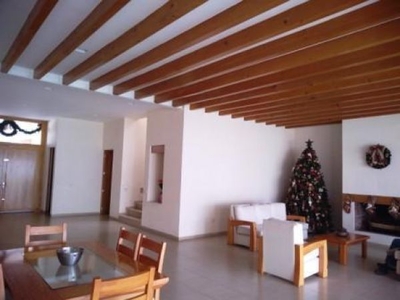 Exclusiva Residencia en Venta en Villas de Irapuato!