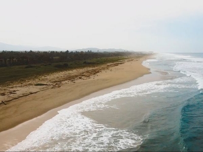 oceanfront beach property in Cerro Hermoso Oaxaca