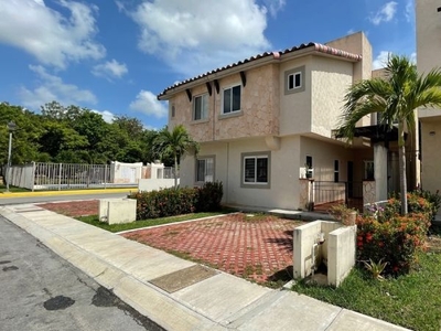 Casa amueblada en Catania Residencial Cancún