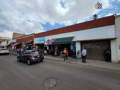 Terreno en venta con locales comerciales y departamento en zona centro Durango