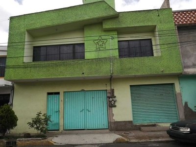 VENTA DE AGRADABLE CASA EN VALLE DE LOS REYES, LA PAZ, EDO DE MÉXICO.