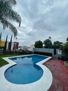 Venta de casa en Tlajomulco zona Foresta Santa Anita precio $ 2,100,000