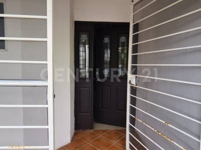 CASA EN VENTA EN VILLA MARINO POLIGONO SUR CANCÚN