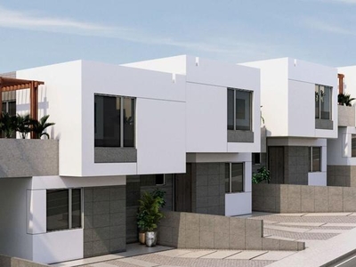 Casas en Venta en Privada Leones PMR-1714