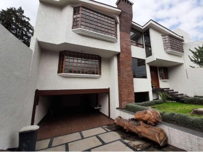 Doomos. Casa en Venta, San Carlos Metepec