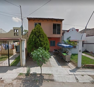 Doomos. Casa en Venta, Villa de Álvarez, Colima, Col. Lindavista, calle Salvador Magaña Farías.