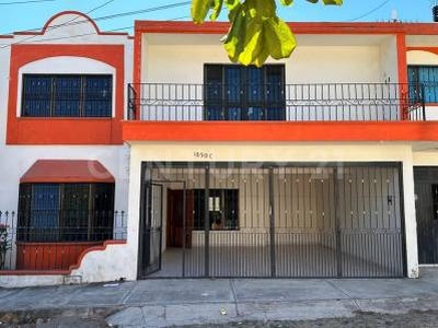 Casa en Venta en Colonia Francisco I Madero, Colima