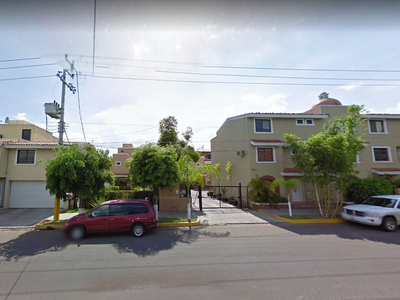 Casa En Chapultepec, Culiacán, Sinaloa. Casa En Remate. -nlr1