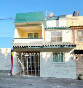 Casa En Venta 3 Recamaras 3 Niveles En Geovillas Del Puerto