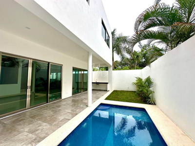 Casa En Venta Y Renta En Cumbres, Cancun
