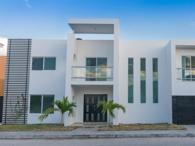 Casa en Venta en Fraccionamiento Residencial Montecristo Mérida, Yucatan