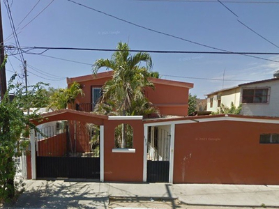Casa En Venta En La Colonia Bellavista, La Paz Bcs, Lr23