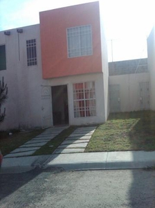 Casa nueva cerca de autopista ¡Excelente precio!