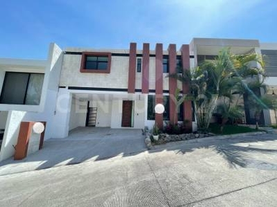 Casa Residencial en venta,en Av. Palmira, Cuernavaca Morelos