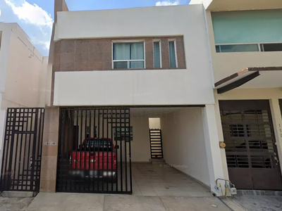 Gran Oportunidad De Adquirir Esta Hermosa Casa A Un Gran Precio