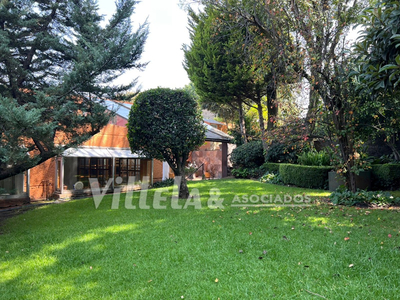 Hermosa Residencia En Calle Empedrada-barrio San Francisco 