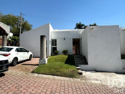 Venta Casa 3 Ambientes Colinas De Santa Fe