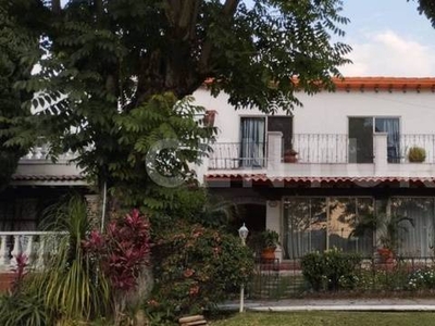 Casa en Venta en Cuernavaca con Alberca Av Domi...