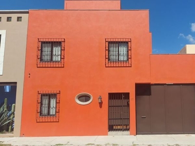 Casa Paseo de la Amistad 15 y 17 en Venta en La Lejona en San Miguel de Allende