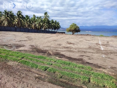 LOTE PREMIUM EN VENTA PLAYA LUCES LAGUNA DE PIE DE