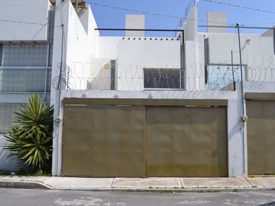 Casa en renta Calle Camino Antiguo A San Luis Mextepec, Barrio De San Miguel, Zinacantepec, México, 51354, Mex