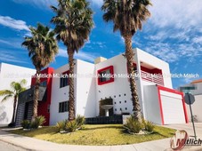 Casa en Venta con Recámara en Planta Baja en Zona San Francisco $5,200,000