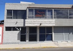 Venta Casa a pie de calle en Puebla, Av Principal, Zona San Manuel.